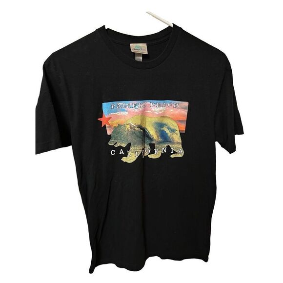 Vintage Men’s Pacific Beach California Tshirt Size Small - Picture 1 of 3